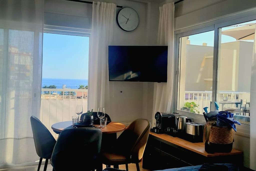 Estudio Mediterraneo Solarium Nerja Luaran gambar